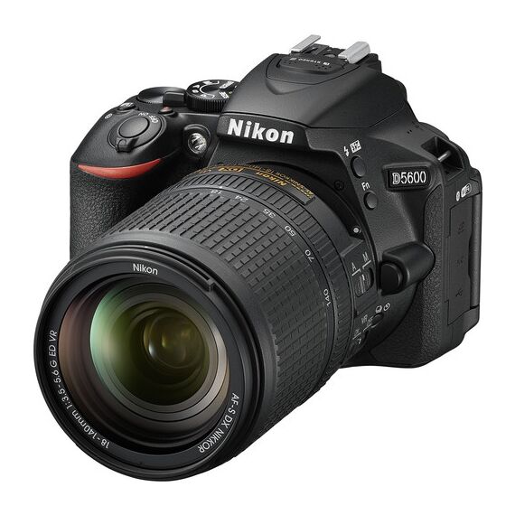 Nikon D5600 DSLR Camera with 18-140mm Lens